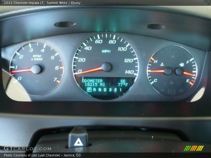 Summit White / Ebony 2011 Chevrolet Impala LT