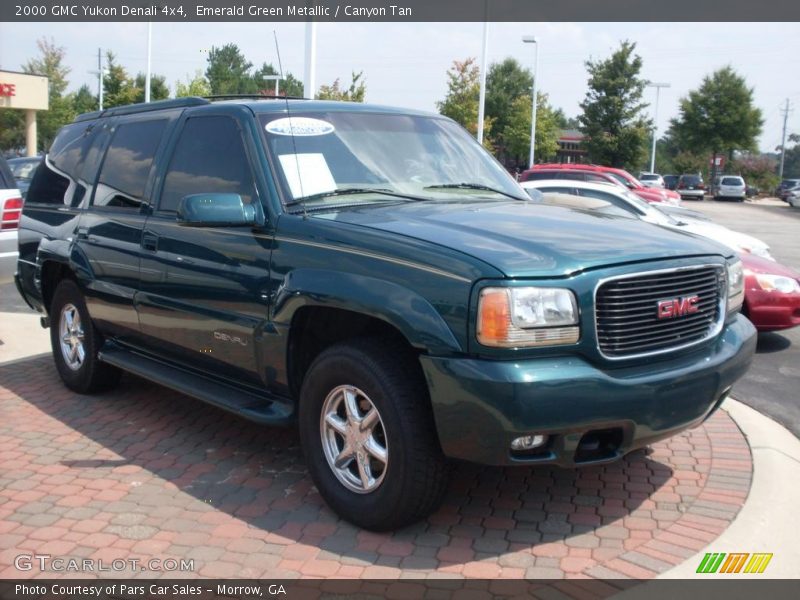 Emerald Green Metallic / Canyon Tan 2000 GMC Yukon Denali 4x4