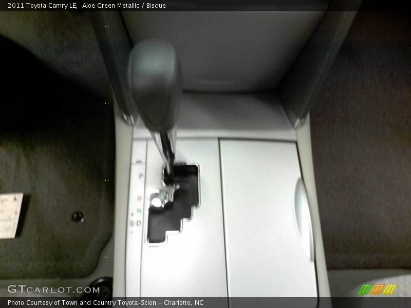 Aloe Green Metallic / Bisque 2011 Toyota Camry LE