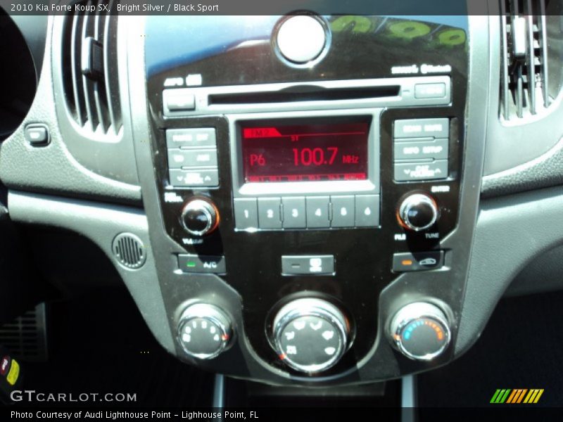 Bright Silver / Black Sport 2010 Kia Forte Koup SX