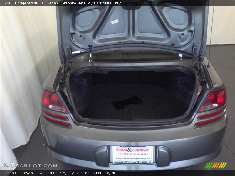 Graphite Metallic / Dark Slate Gray 2005 Dodge Stratus SXT Sedan