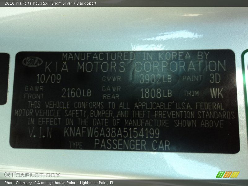Bright Silver / Black Sport 2010 Kia Forte Koup SX