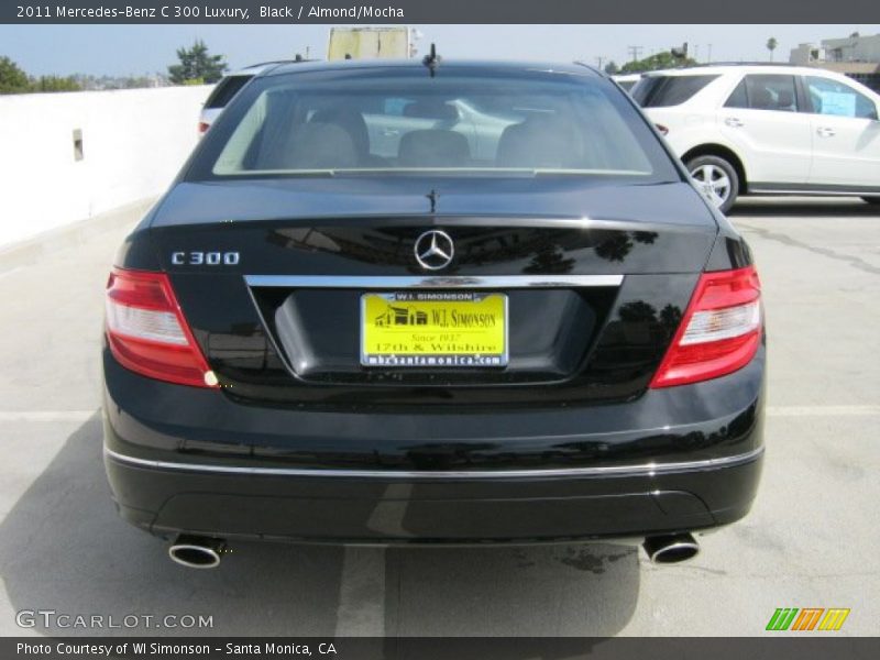 Black / Almond/Mocha 2011 Mercedes-Benz C 300 Luxury