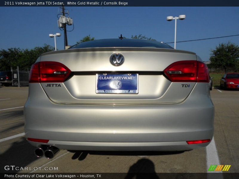 White Gold Metallic / Cornsilk Beige 2011 Volkswagen Jetta TDI Sedan