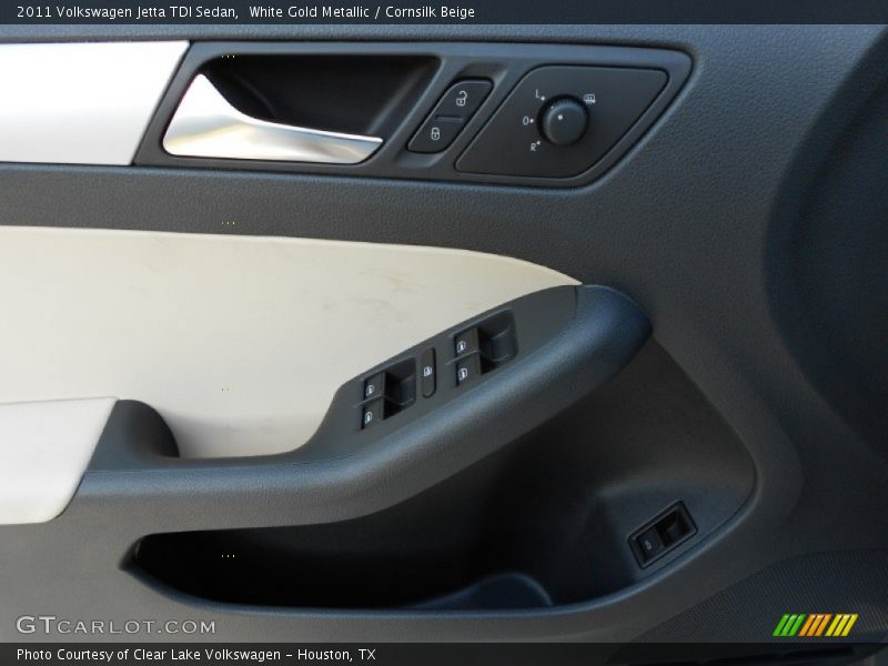 White Gold Metallic / Cornsilk Beige 2011 Volkswagen Jetta TDI Sedan