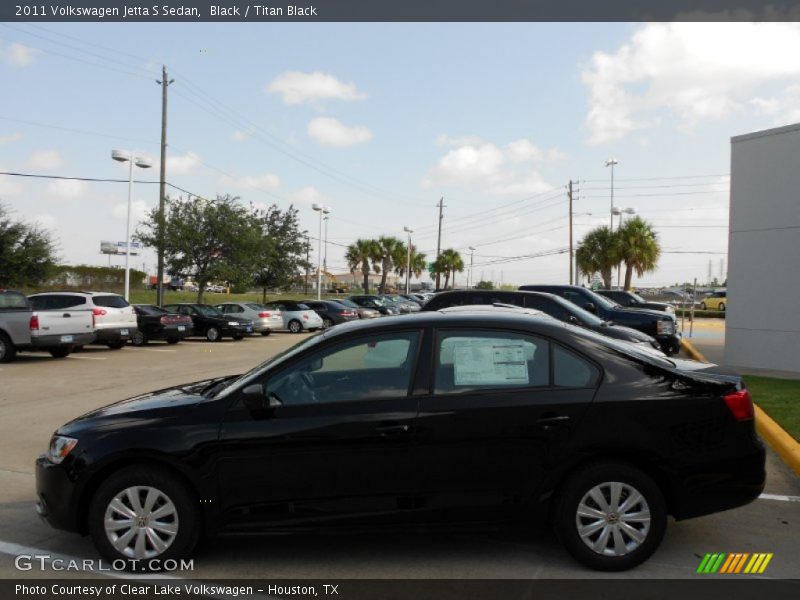 Black / Titan Black 2011 Volkswagen Jetta S Sedan