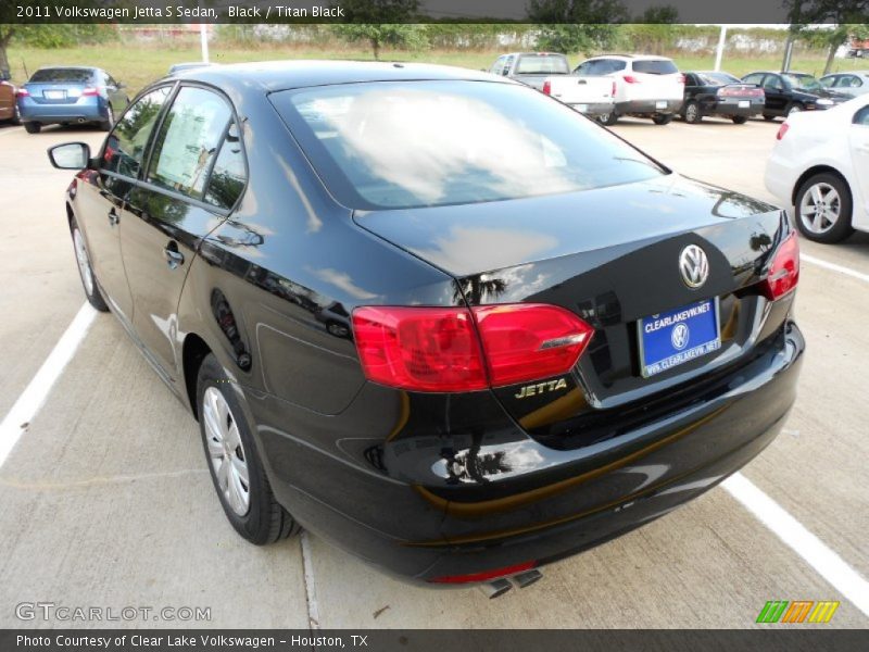 Black / Titan Black 2011 Volkswagen Jetta S Sedan