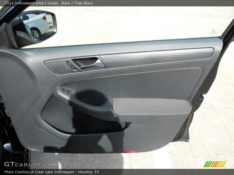 Black / Titan Black 2011 Volkswagen Jetta S Sedan