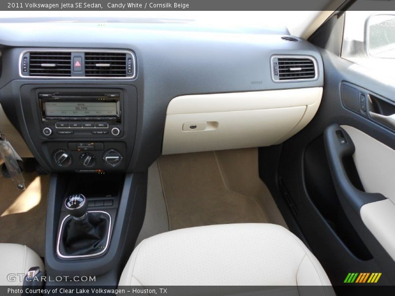 Candy White / Cornsilk Beige 2011 Volkswagen Jetta SE Sedan