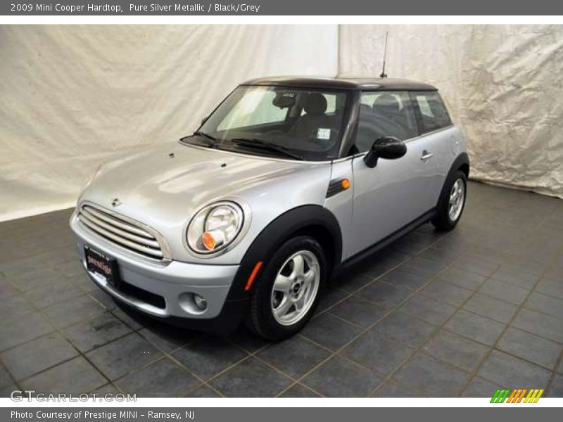 Pure Silver Metallic / Black/Grey 2009 Mini Cooper Hardtop