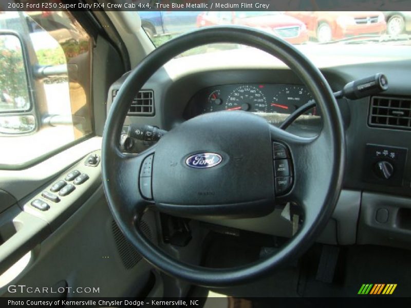  2003 F250 Super Duty FX4 Crew Cab 4x4 Steering Wheel