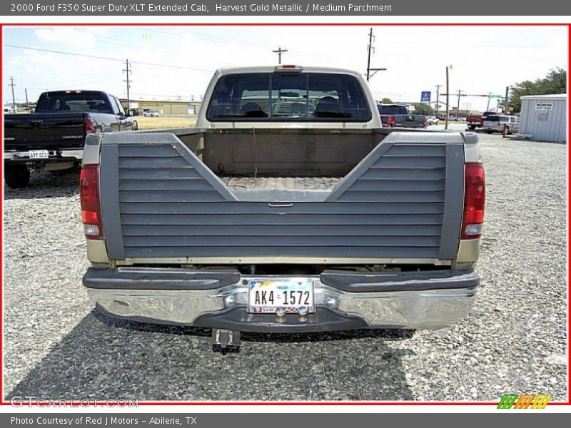 Harvest Gold Metallic / Medium Parchment 2000 Ford F350 Super Duty XLT Extended Cab