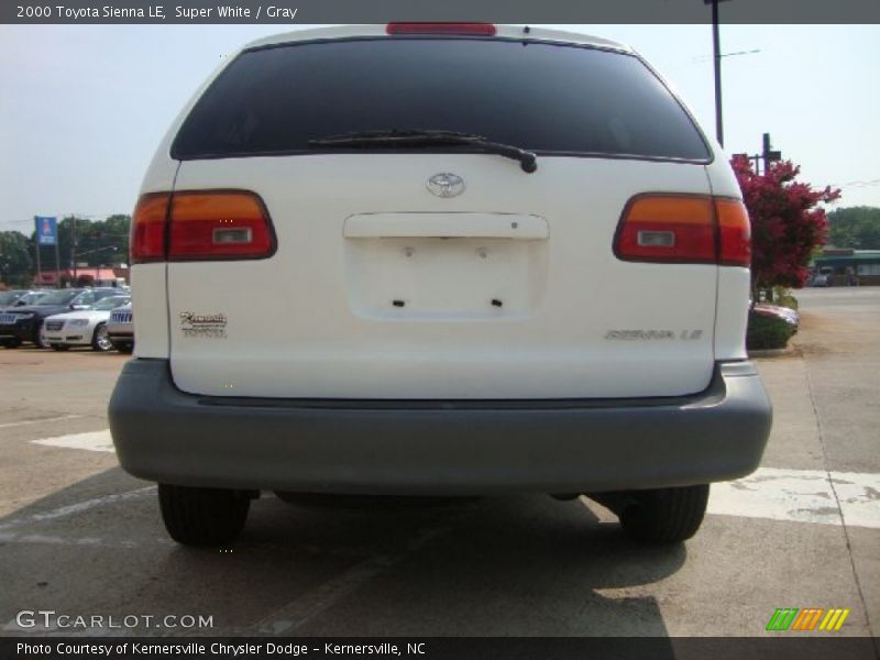 Super White / Gray 2000 Toyota Sienna LE