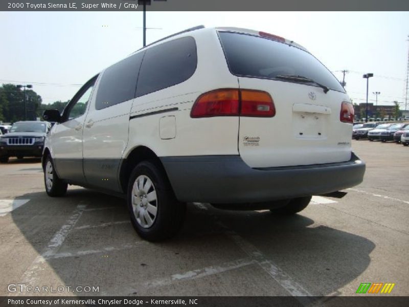 Super White / Gray 2000 Toyota Sienna LE