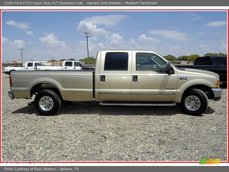 Harvest Gold Metallic / Medium Parchment 2000 Ford F350 Super Duty XLT Extended Cab