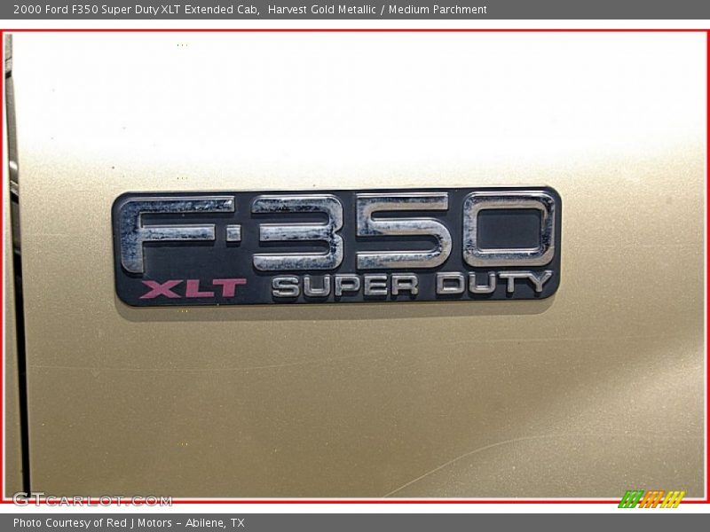 Harvest Gold Metallic / Medium Parchment 2000 Ford F350 Super Duty XLT Extended Cab