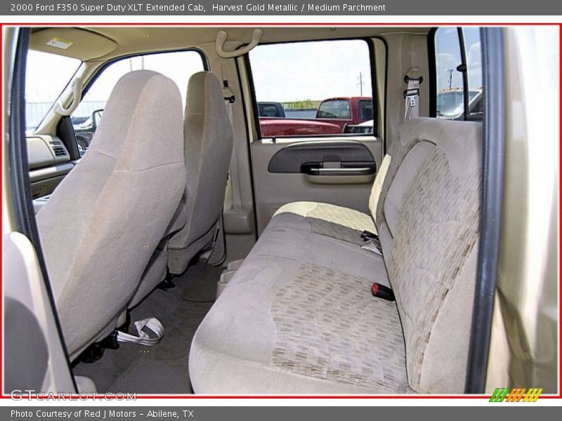 Harvest Gold Metallic / Medium Parchment 2000 Ford F350 Super Duty XLT Extended Cab