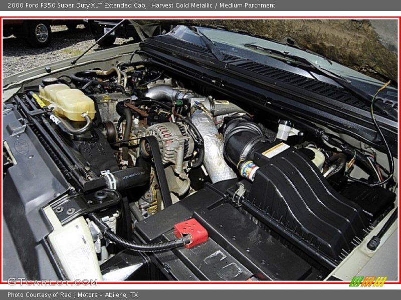 Harvest Gold Metallic / Medium Parchment 2000 Ford F350 Super Duty XLT Extended Cab
