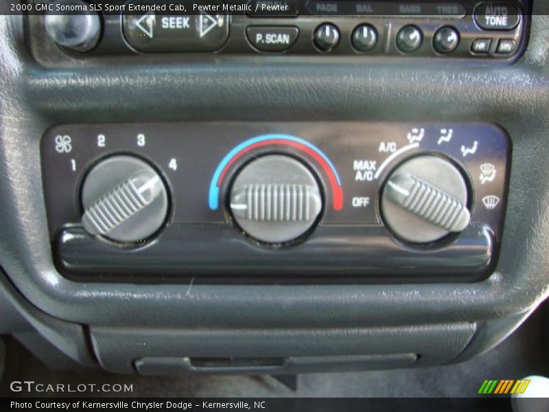 Pewter Metallic / Pewter 2000 GMC Sonoma SLS Sport Extended Cab