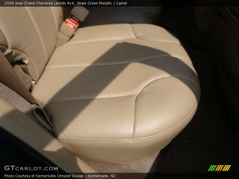 Shale Green Metallic / Camel 2000 Jeep Grand Cherokee Laredo 4x4