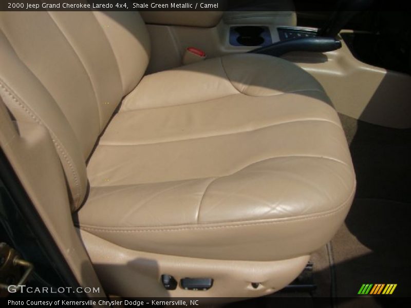 Shale Green Metallic / Camel 2000 Jeep Grand Cherokee Laredo 4x4