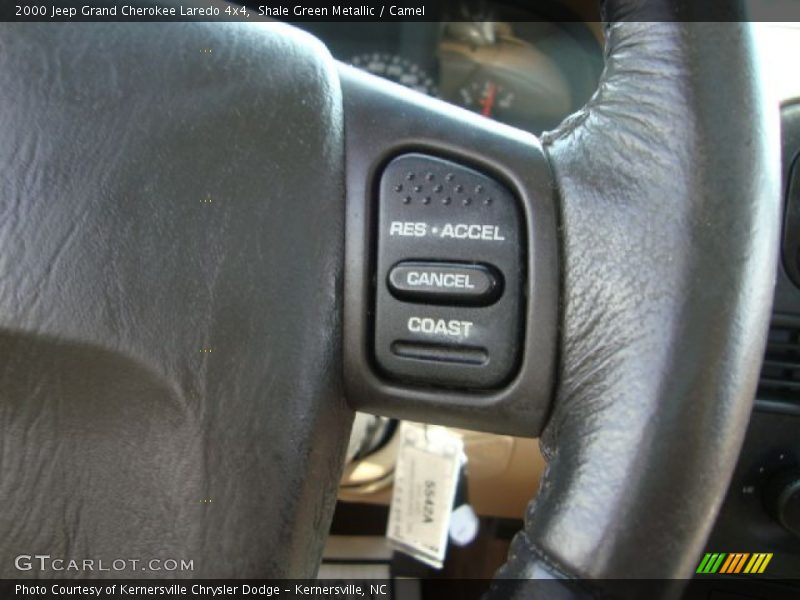 Shale Green Metallic / Camel 2000 Jeep Grand Cherokee Laredo 4x4