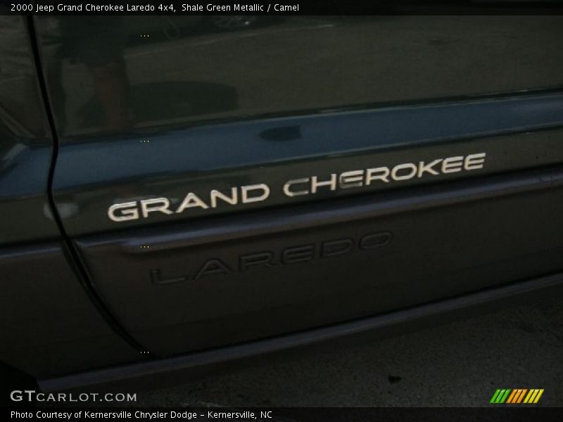 Shale Green Metallic / Camel 2000 Jeep Grand Cherokee Laredo 4x4