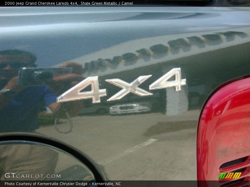 Shale Green Metallic / Camel 2000 Jeep Grand Cherokee Laredo 4x4