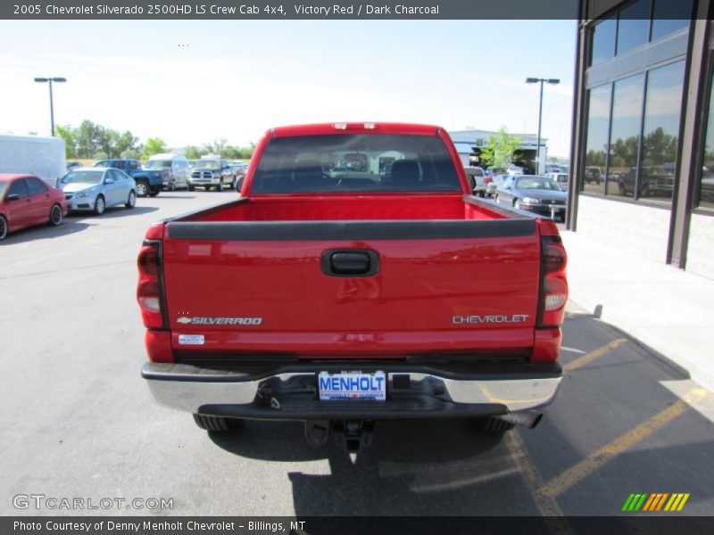Victory Red / Dark Charcoal 2005 Chevrolet Silverado 2500HD LS Crew Cab 4x4