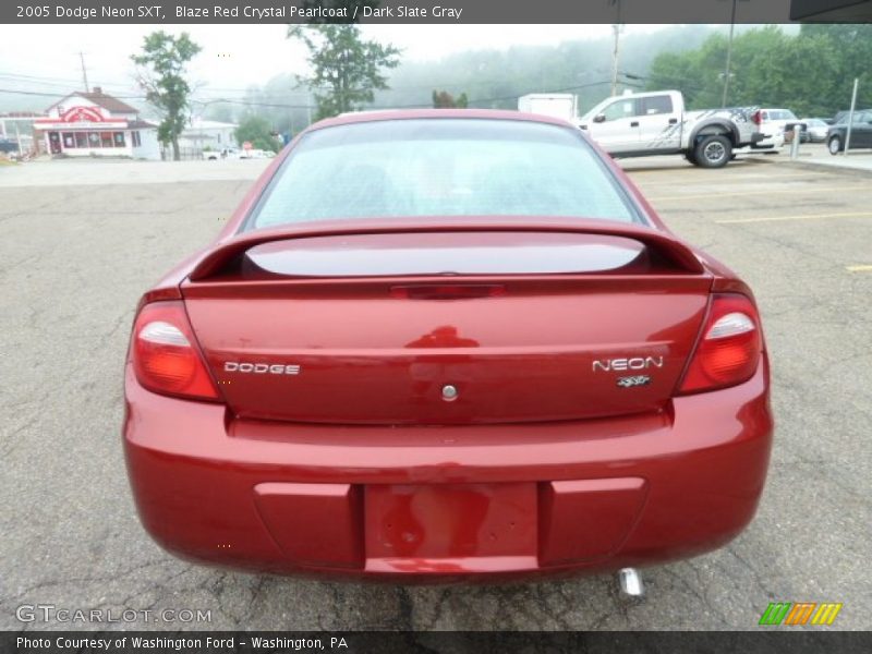 Blaze Red Crystal Pearlcoat / Dark Slate Gray 2005 Dodge Neon SXT