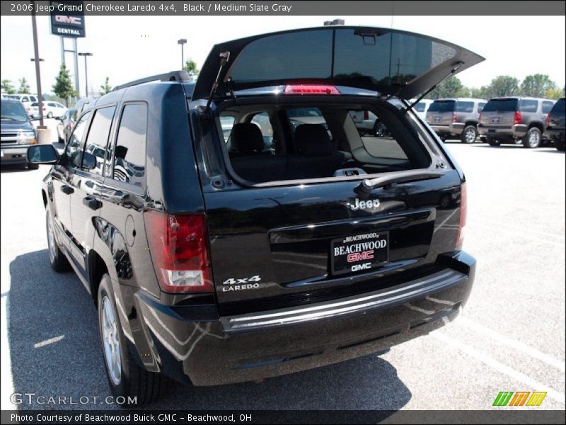 Black / Medium Slate Gray 2006 Jeep Grand Cherokee Laredo 4x4