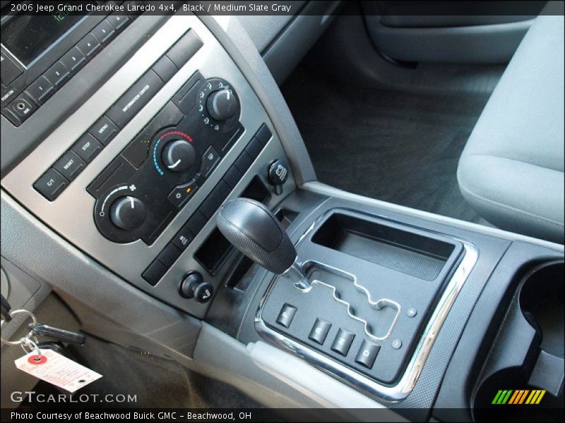 Black / Medium Slate Gray 2006 Jeep Grand Cherokee Laredo 4x4