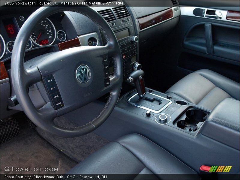 Venetian Green Metallic / Anthracite 2005 Volkswagen Touareg V6