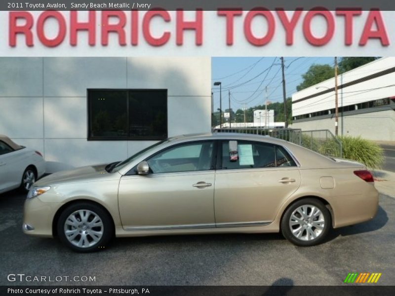 Sandy Beach Metallic / Ivory 2011 Toyota Avalon