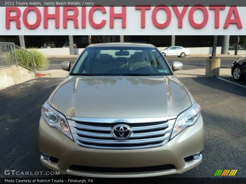 Sandy Beach Metallic / Ivory 2011 Toyota Avalon