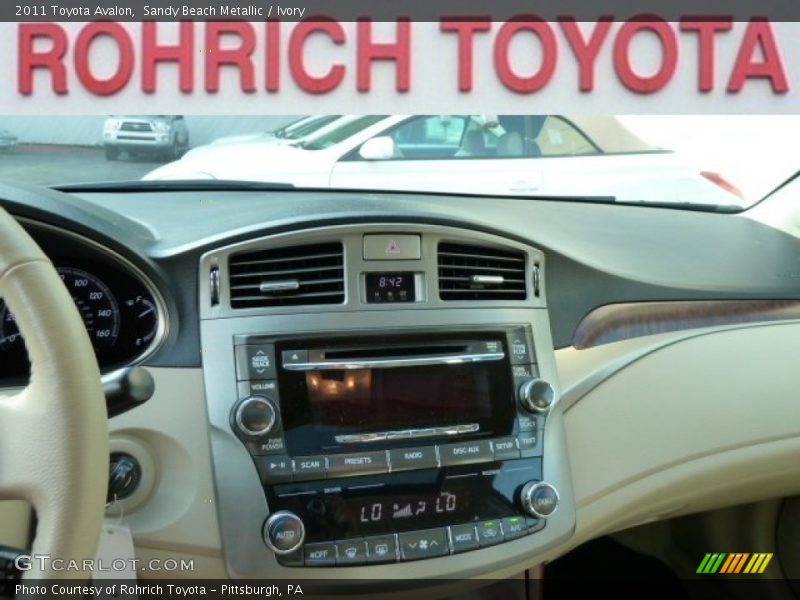 Sandy Beach Metallic / Ivory 2011 Toyota Avalon