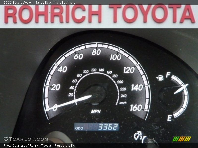 Sandy Beach Metallic / Ivory 2011 Toyota Avalon