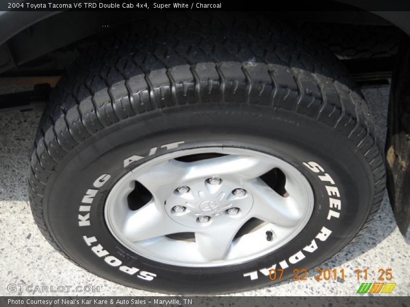 Super White / Charcoal 2004 Toyota Tacoma V6 TRD Double Cab 4x4