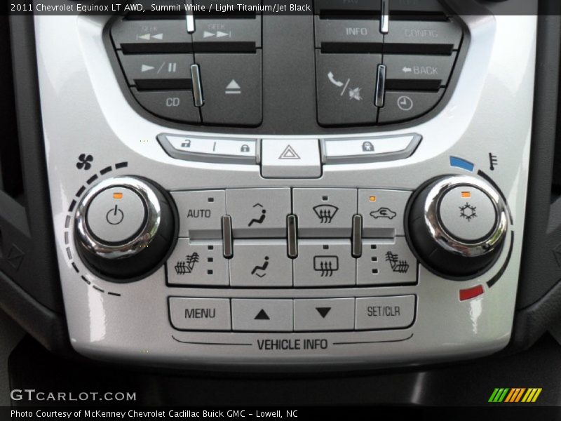 Summit White / Light Titanium/Jet Black 2011 Chevrolet Equinox LT AWD