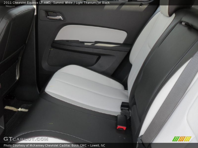 Summit White / Light Titanium/Jet Black 2011 Chevrolet Equinox LT AWD