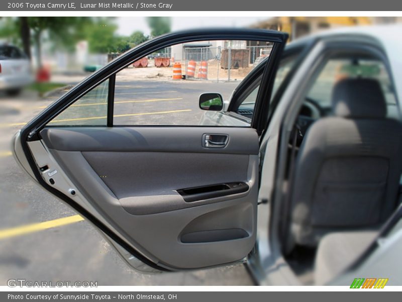 Lunar Mist Metallic / Stone Gray 2006 Toyota Camry LE