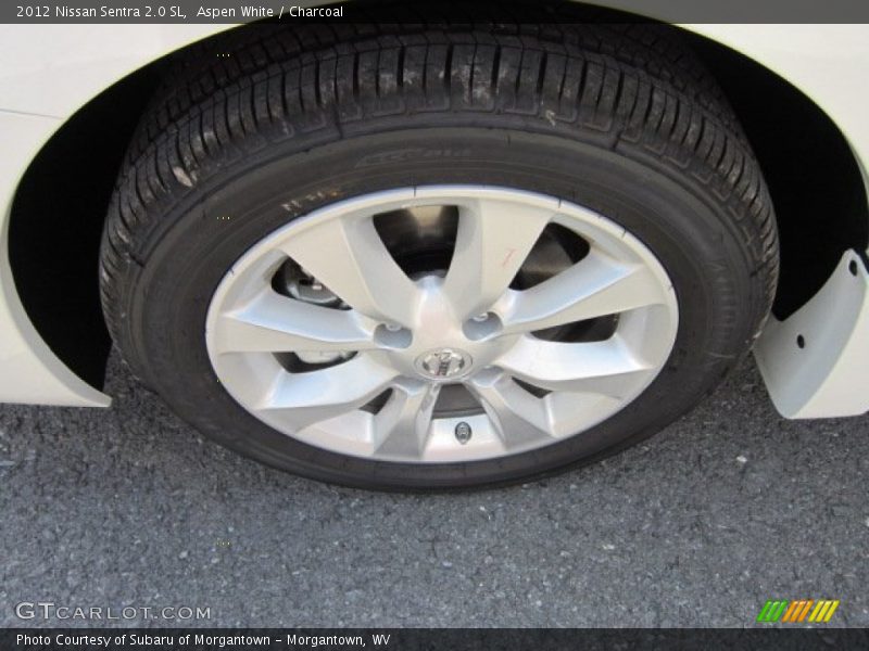 Aspen White / Charcoal 2012 Nissan Sentra 2.0 SL