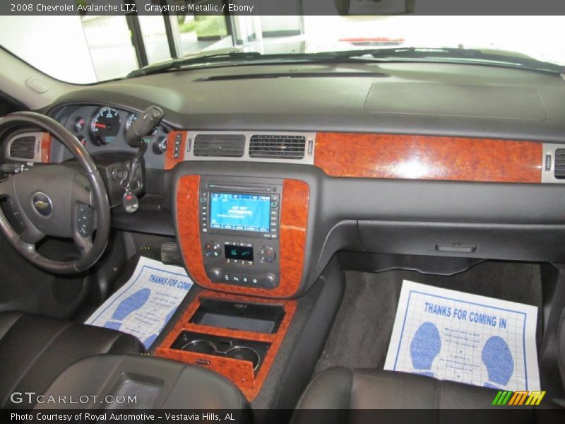 Graystone Metallic / Ebony 2008 Chevrolet Avalanche LTZ