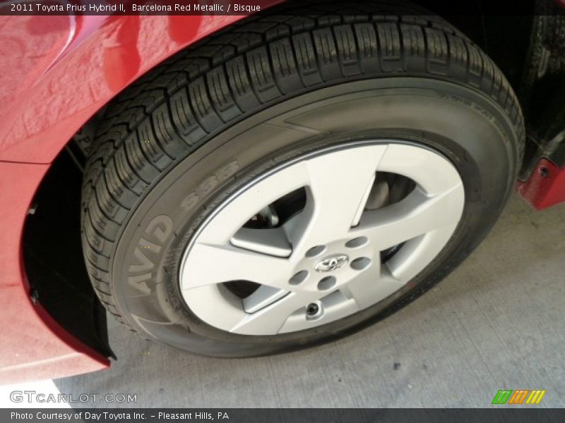 Barcelona Red Metallic / Bisque 2011 Toyota Prius Hybrid II