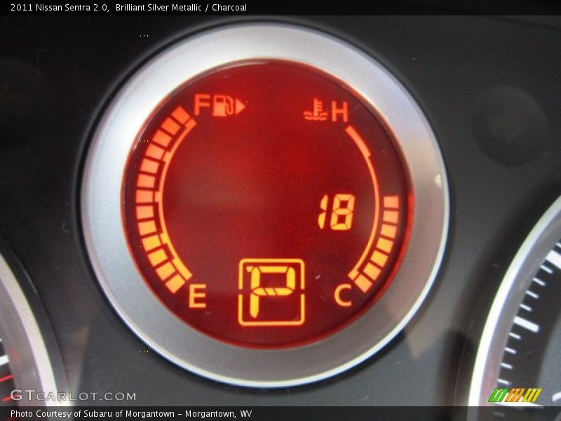 Brilliant Silver Metallic / Charcoal 2011 Nissan Sentra 2.0