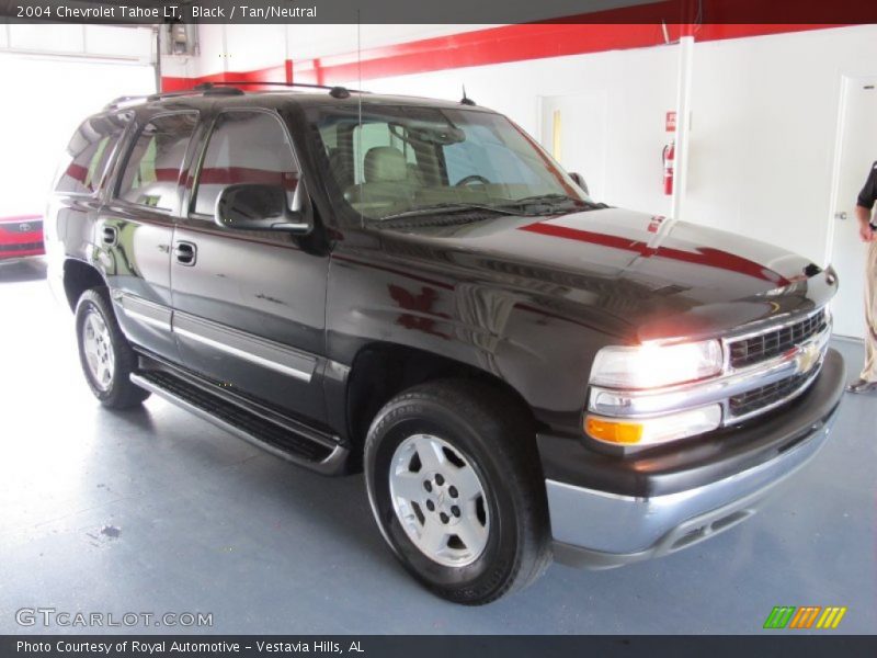 Black / Tan/Neutral 2004 Chevrolet Tahoe LT