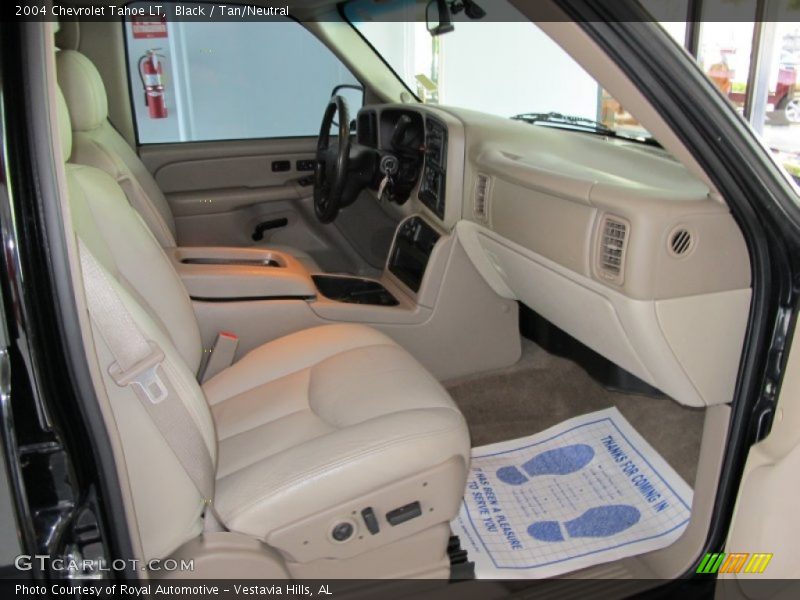 Black / Tan/Neutral 2004 Chevrolet Tahoe LT