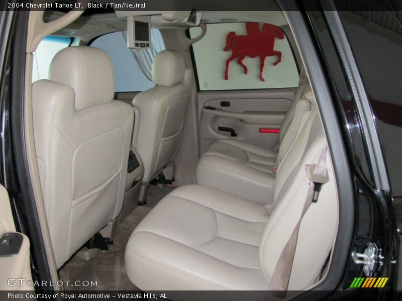 Black / Tan/Neutral 2004 Chevrolet Tahoe LT