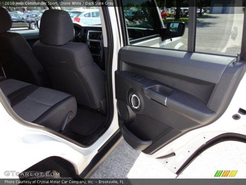 Stone White / Dark Slate Gray 2010 Jeep Commander Sport