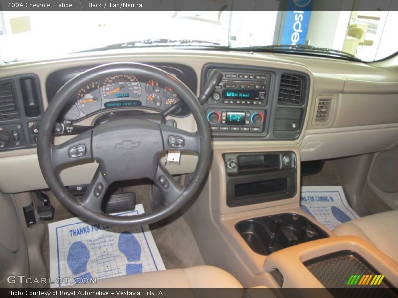 Black / Tan/Neutral 2004 Chevrolet Tahoe LT